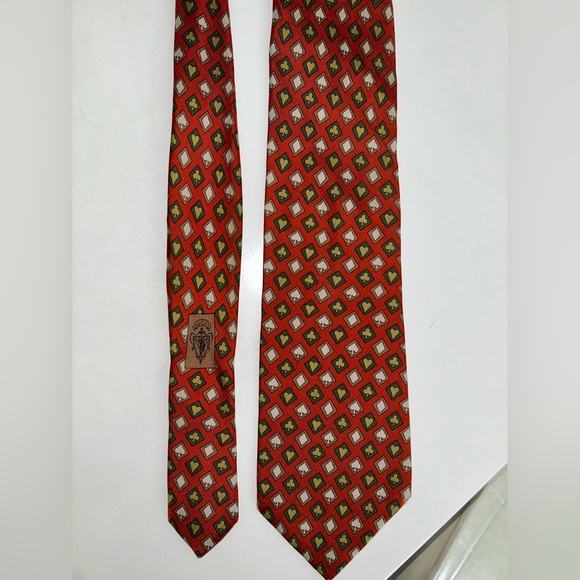 100% Silk Gucci tie - Picture 4 of 5